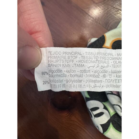 H&M Disney Mickey Mouse Pull On Shorts Size 18-24 Months - Picture 4 of 5